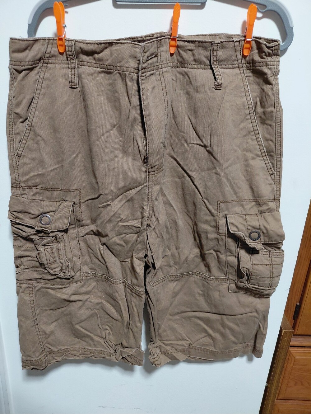Plugg Men's Cargo Shorts in Khaki Brown